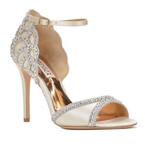 New Badgley Mischka sparkly satin shoe wedding